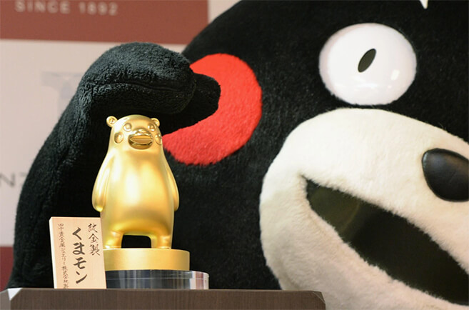 Tượng vàng Kumamon nguyên khối được làm ra vào năm 2014.